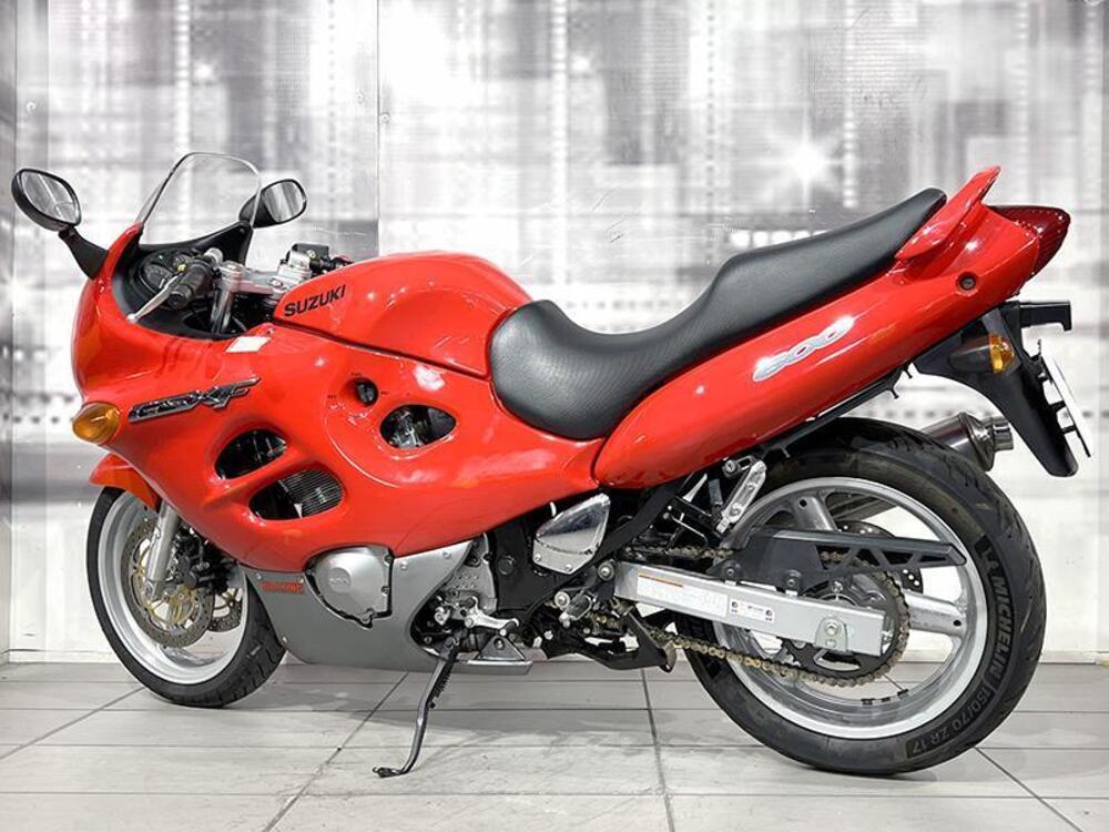 Suzuki GSX 600 F (1998- 05) (2)