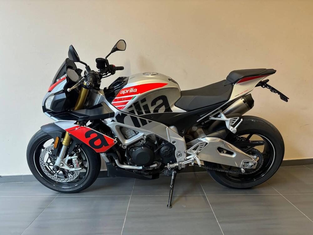 Aprilia Tuono 1100 V4 RR (2017 - 18)