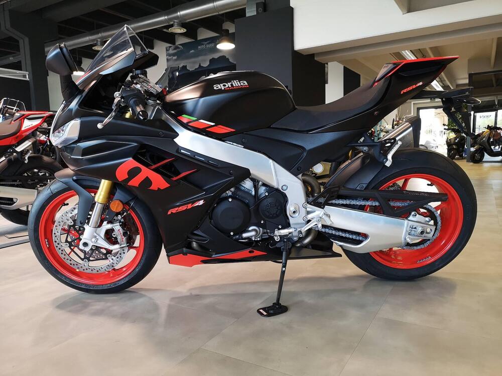 Aprilia RSV4 1100 (2021 - 24) (4)