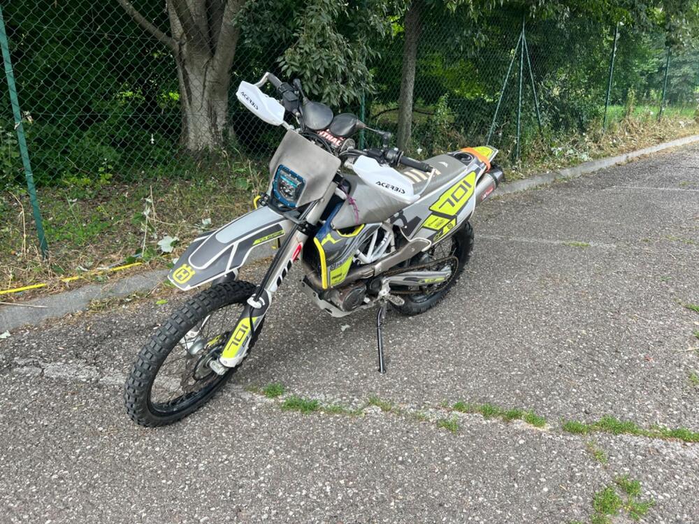 Husqvarna 701 Enduro (2017 - 19)