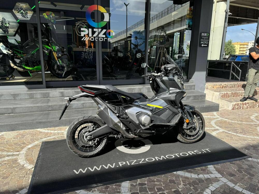 Honda X-ADV 750 DCT (2021 - 24) (2)