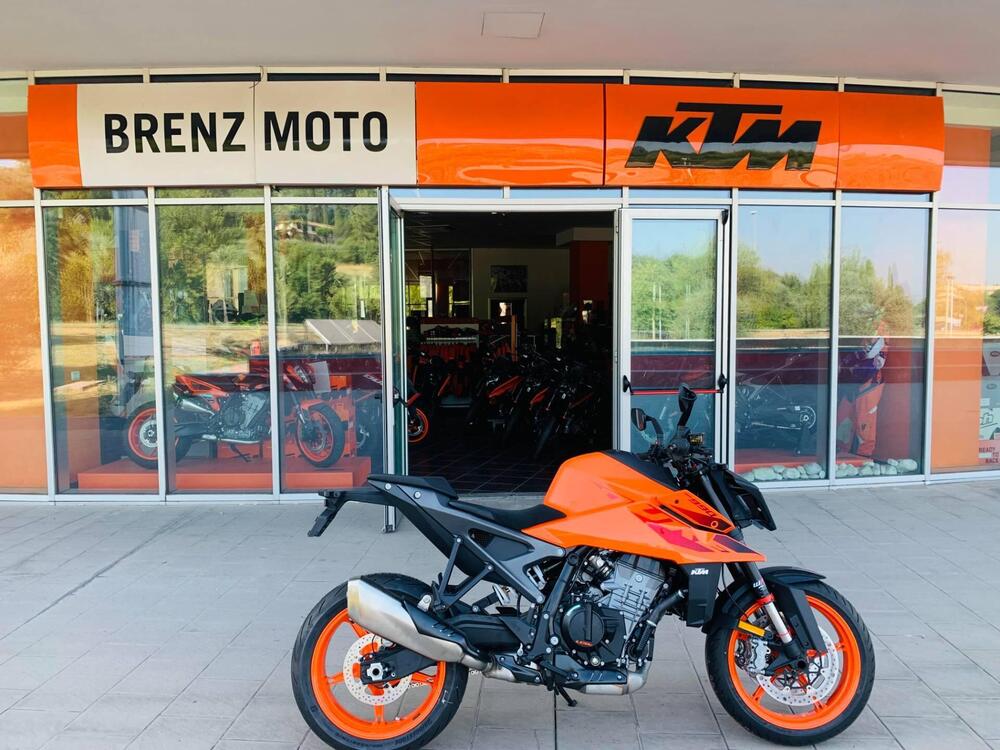 KTM 990 Duke (2024)