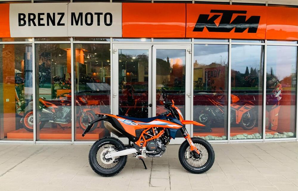 KTM 690 SMC R (2023 - 24)