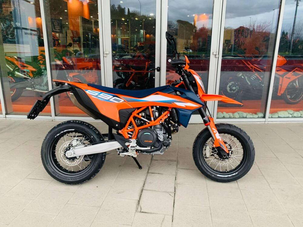 KTM 690 SMC R (2023 - 24) (2)