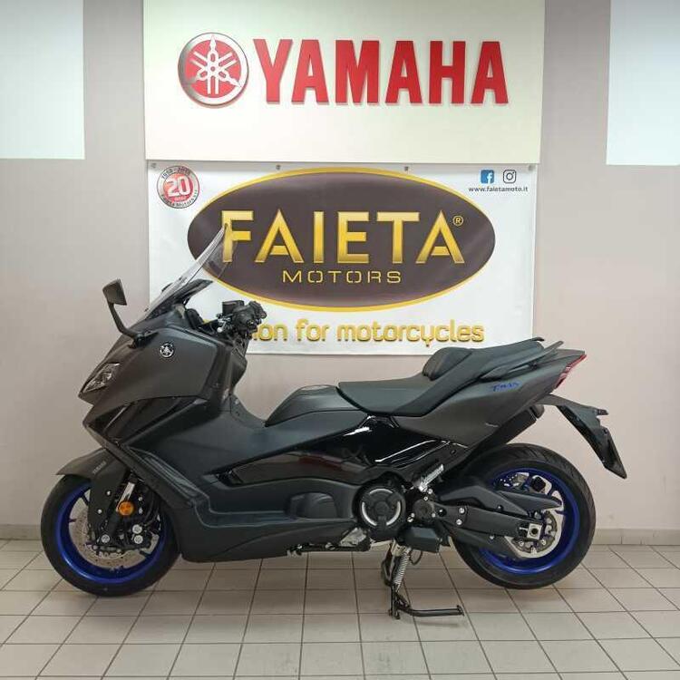 Yamaha T-Max 560 (2022 - 24)