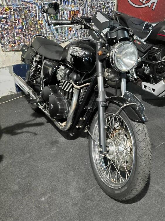 Triumph Bonneville T100 (2001 - 07) (3)