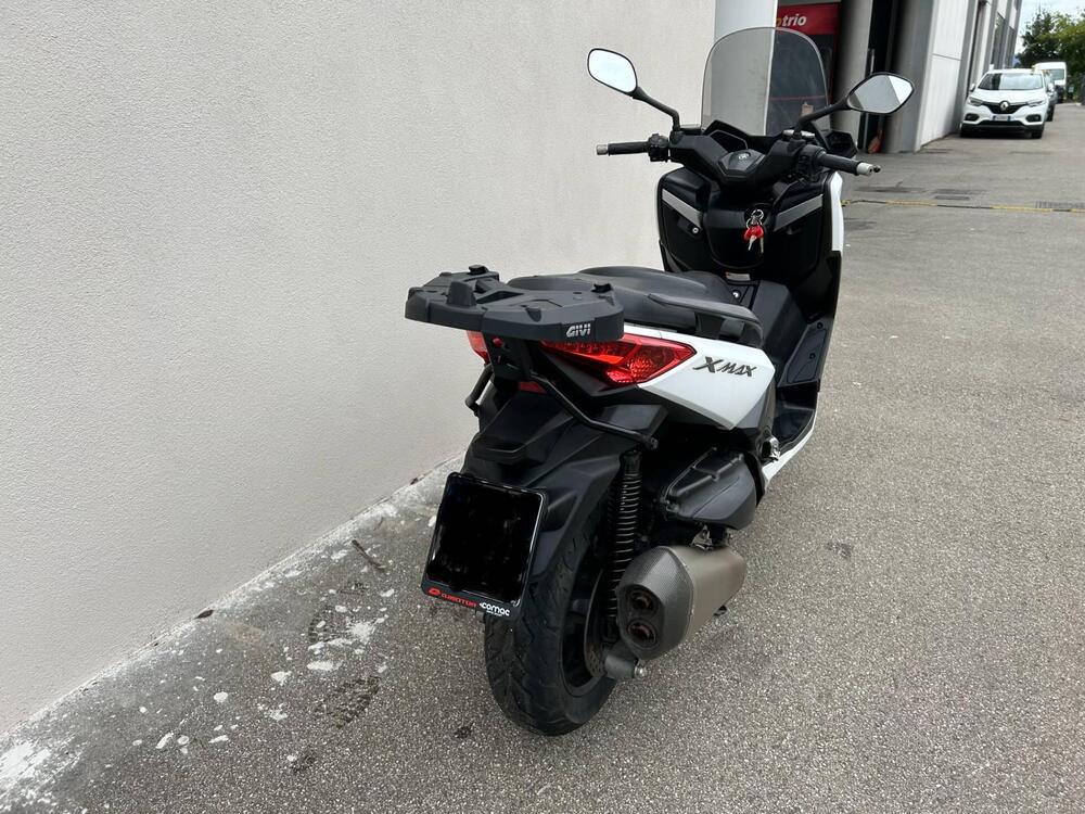 Yamaha X-Max 400 ABS (2013 - 16) (4)