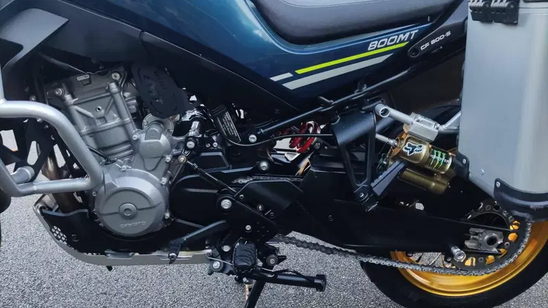 CFMOTO 800MT Touring (2022 - 26) (8)