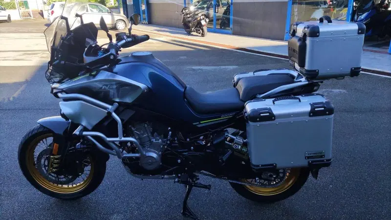 CFMOTO 800MT Touring (2022 - 26) (2)
