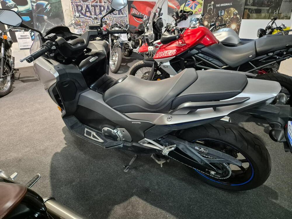 Honda Integra 750 DCT (2018 - 20) (5)