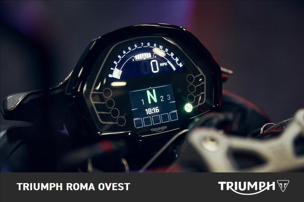 Triumph Street Triple R (2020 - 23) (5)