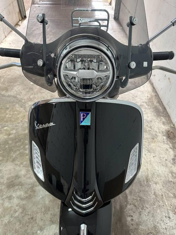 Vespa GTS 300 Super Hpe (2021 - 22) (5)