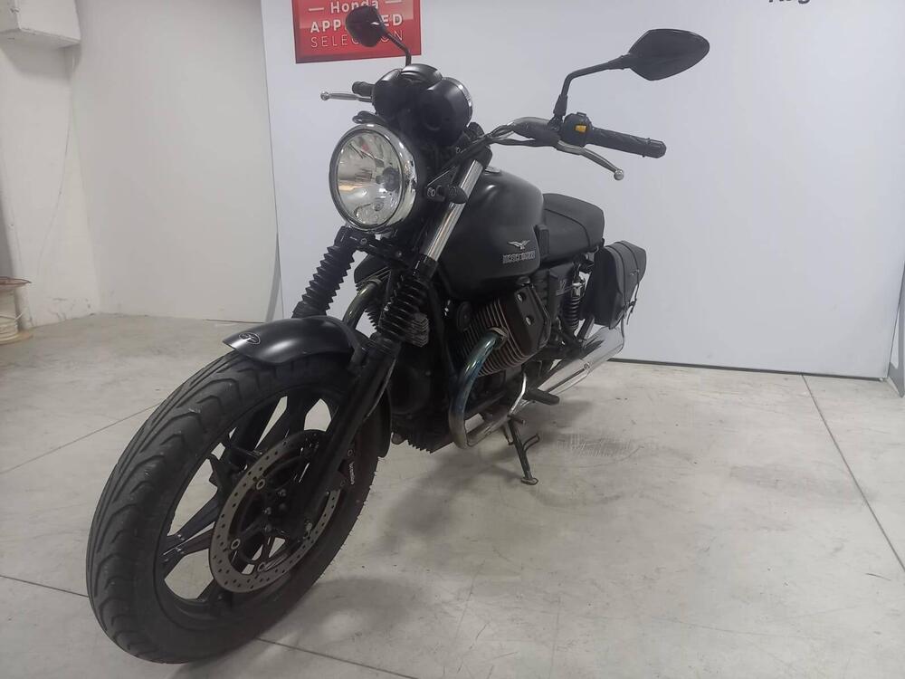 Moto Guzzi V7 Stone (2012 - 15) (3)