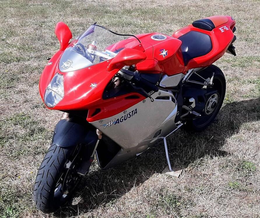 MV Agusta F4 750 S (2000 - 02) (2)