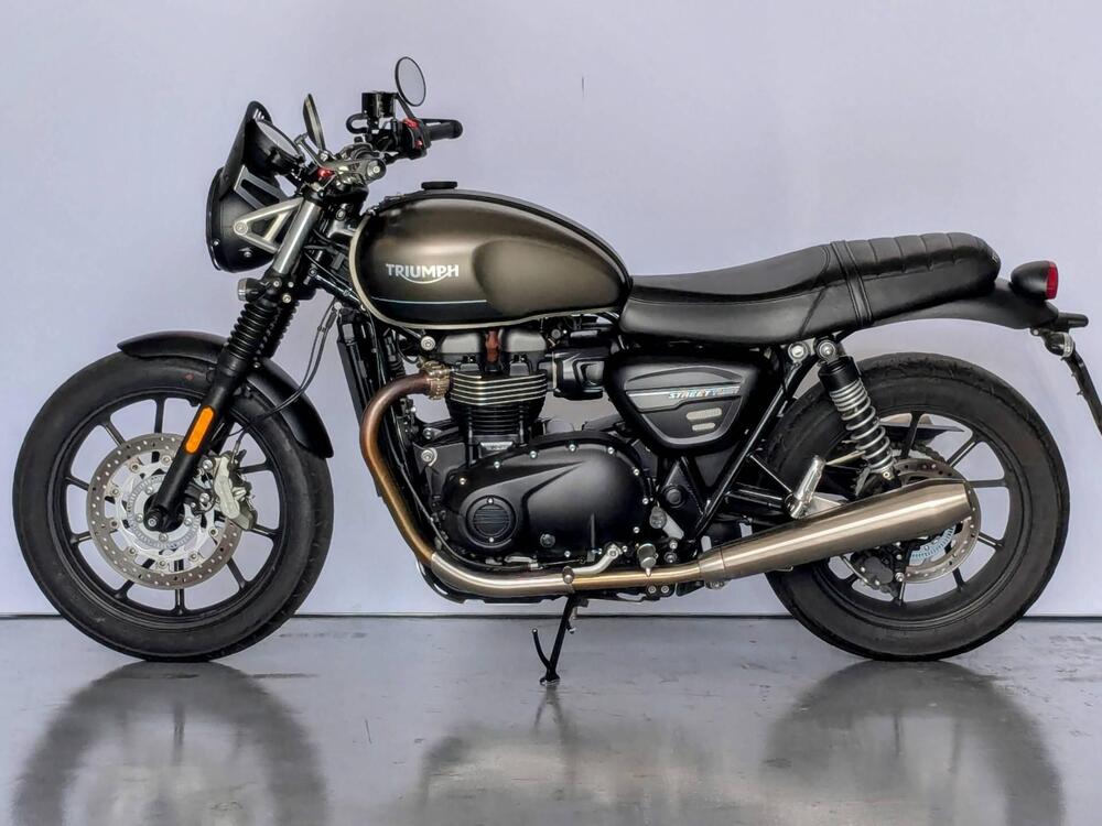 Triumph Street Twin 900 (2021 - 22)