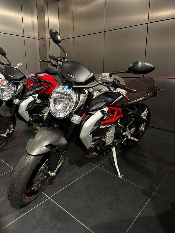 MV Agusta Brutale 800 EAS ABS (2012 - 15) (2)