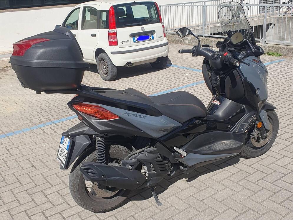 Yamaha X-Max 125 Tech Max (2021 - 24) (3)