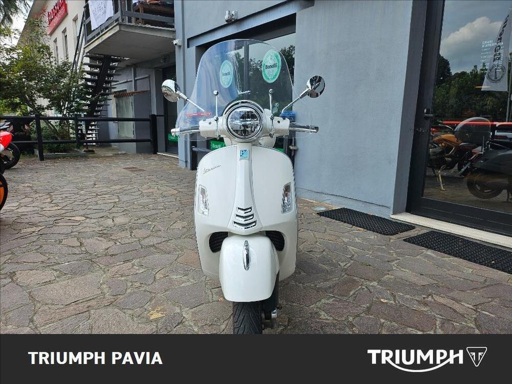 Vespa GTS 300 Hpe (2019) (3)