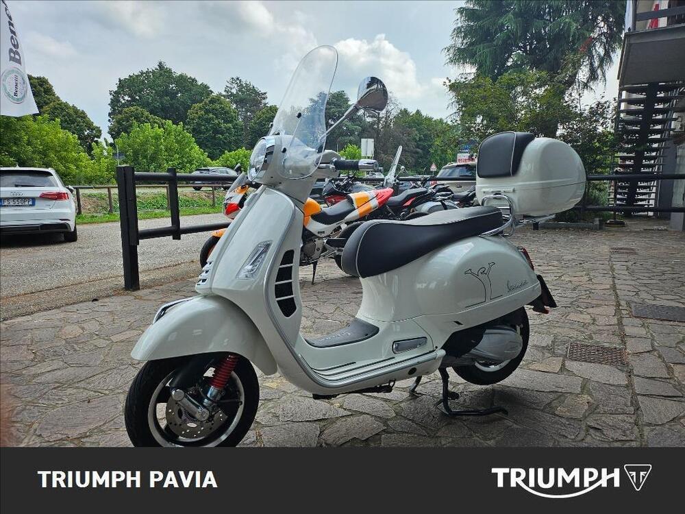 Vespa GTS 300 Hpe (2019) (4)