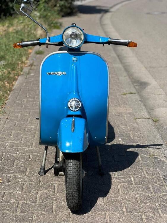 Vespa Primavera ET3 (2)