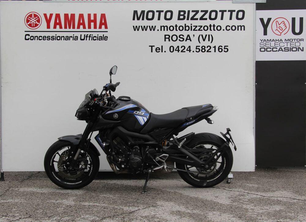 Yamaha MT-09 (2017 - 20) (2)