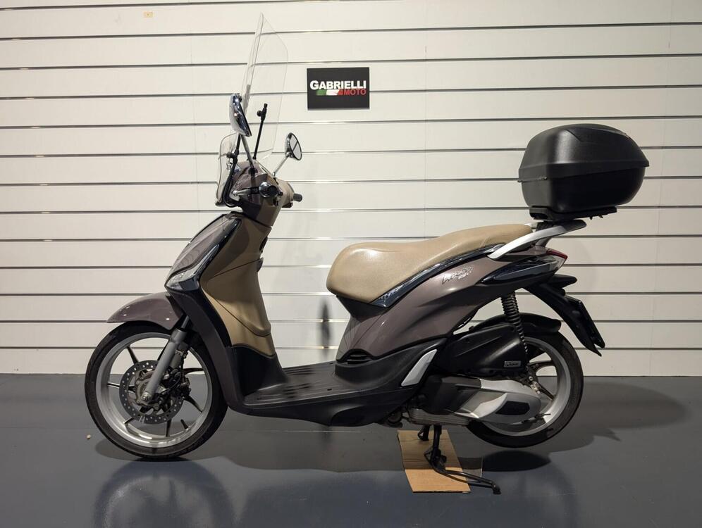 Piaggio Liberty 150 i-get ABS (2016) (3)