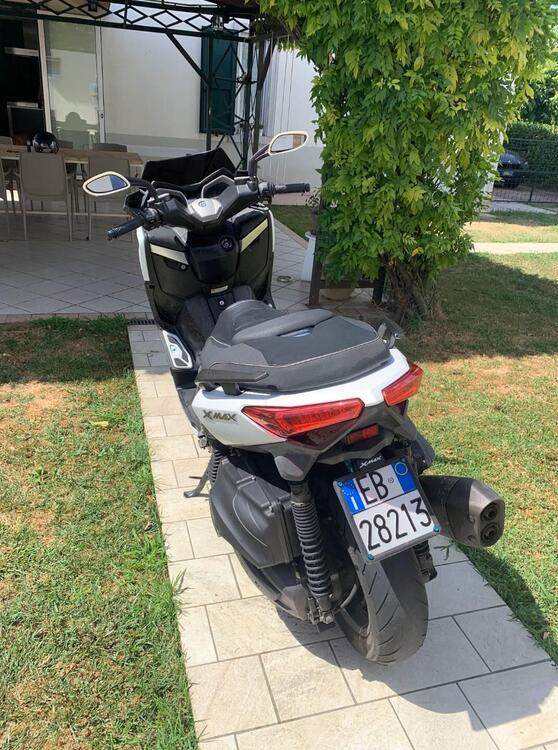 Yamaha X-Max 400 (2013 - 16) (4)