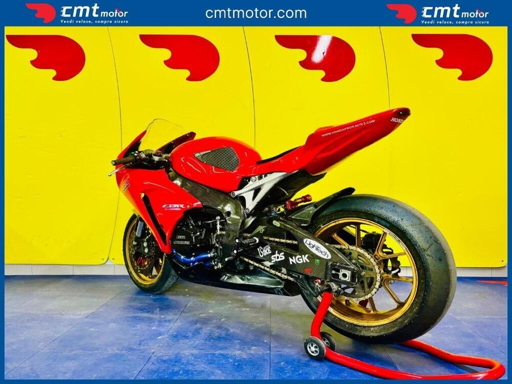 Honda CBR 1000 RR Fireblade (2006 - 07) (4)