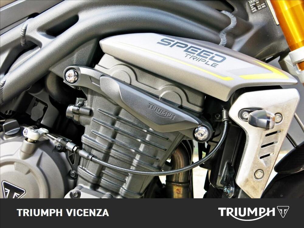 Triumph Speed Triple 1200 RS (2021 - 24) (4)