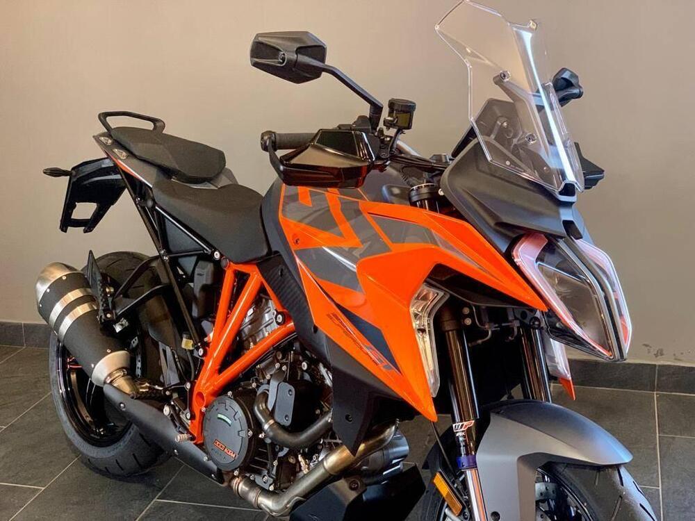 KTM 1290 Super Duke GT (2022 - 24) (4)