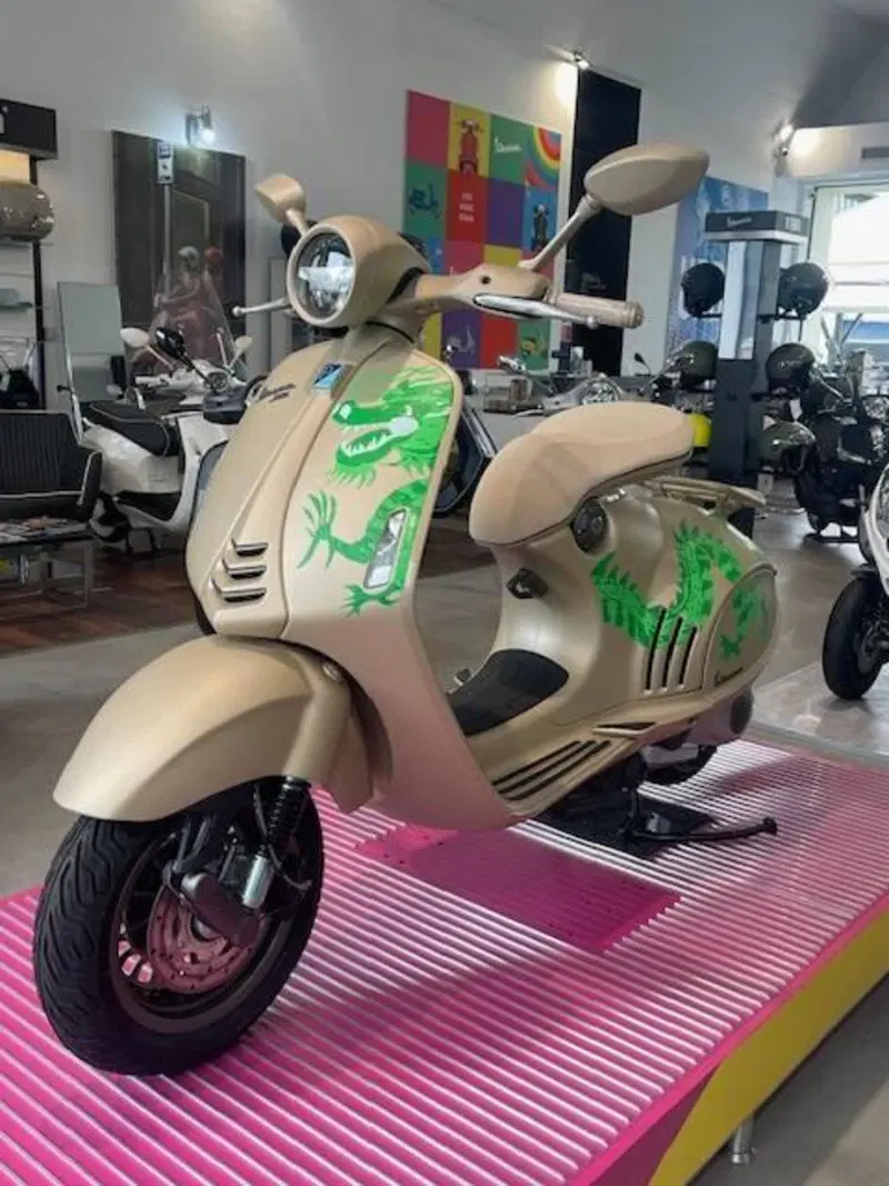 Vespa Vespa 946 Dragon 125 (2024)