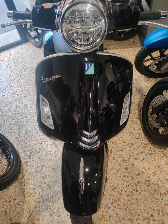 Vespa GTS 300 Super (2023 - 24) (3)