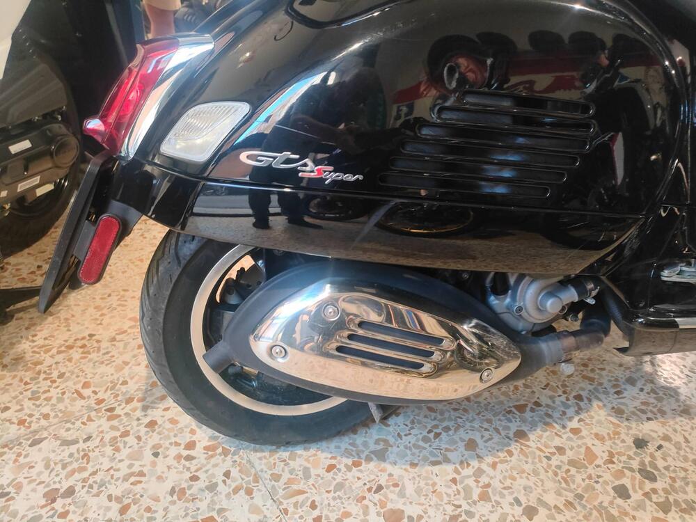 Vespa GTS 300 Super (2023 - 24) (5)