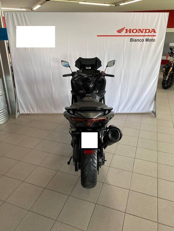 Yamaha T-Max 560 (2022 - 24) (5)