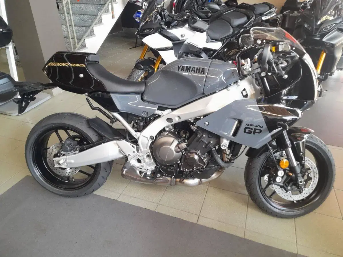 Yamaha XSR 900 GP (2024 - 26) (3)
