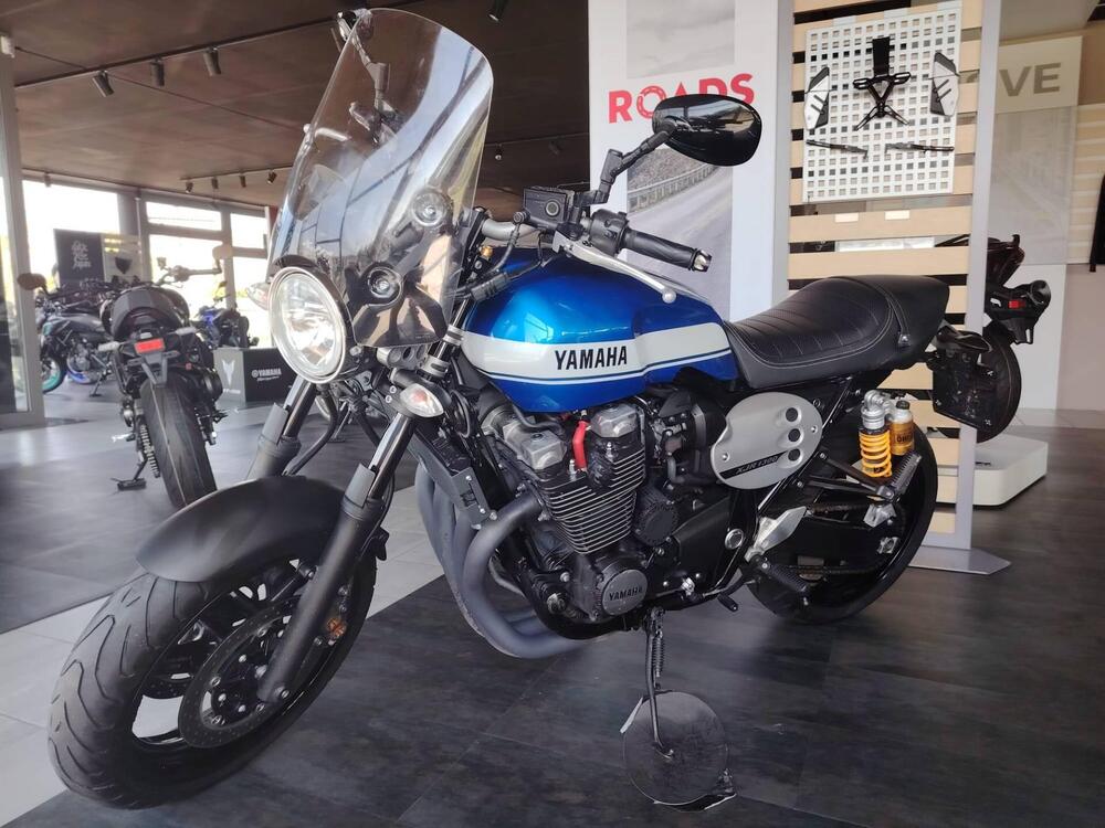 Yamaha XJR 1300 (2015 - 17) (2)