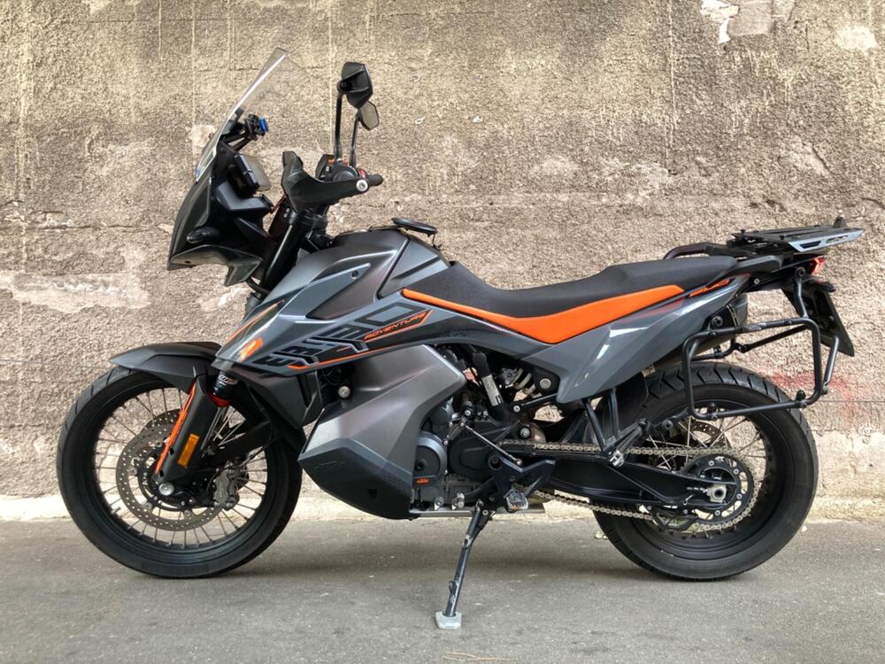 KTM 890 Adventure (2022) (4)