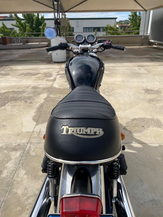 Triumph Bonneville (3)