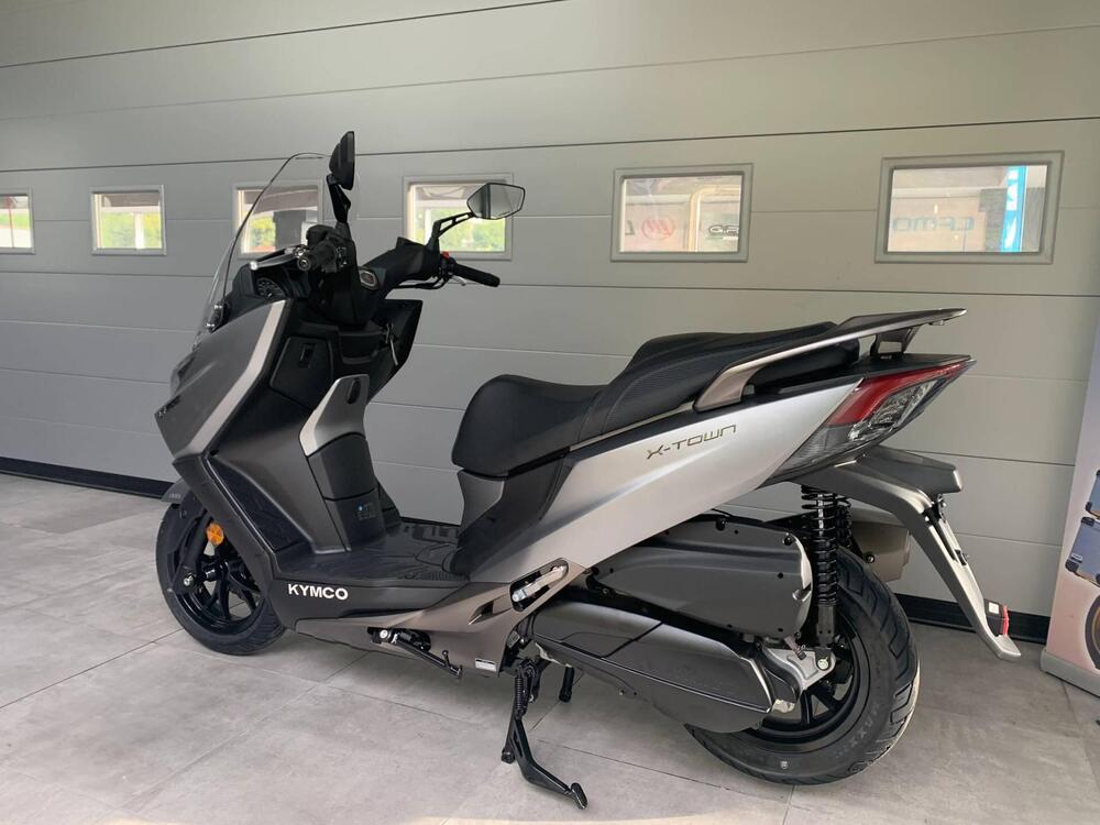 Kymco X-Town 300i City (2021 - 24) (2)