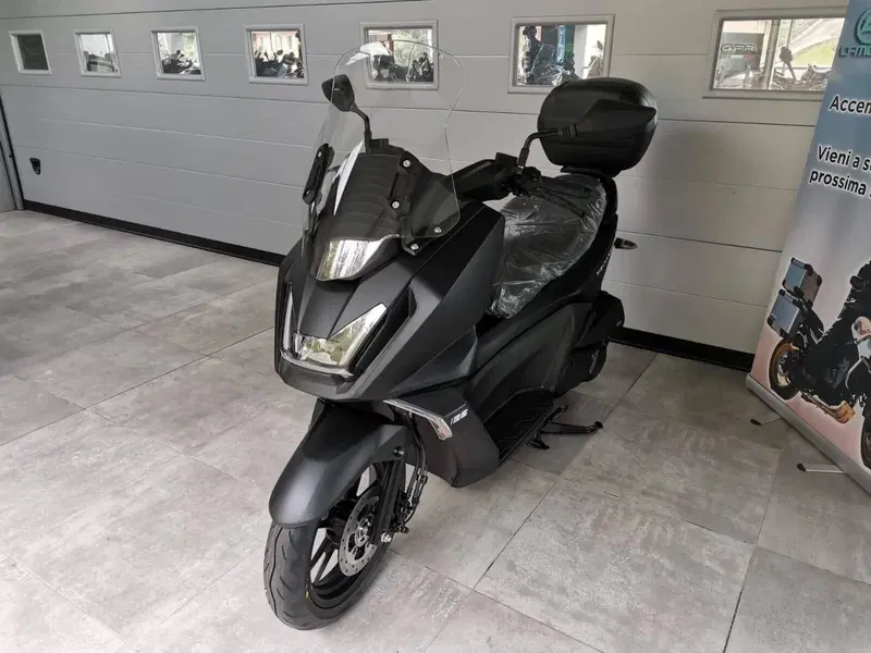 Kymco Skytown 125i (2024 - 26) (2)