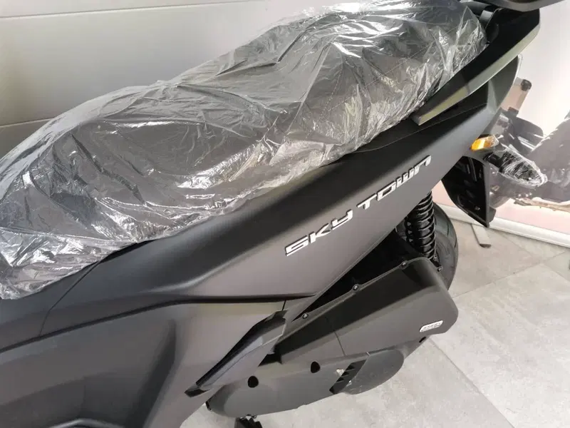 Kymco Skytown 125i (2024 - 26) (10)