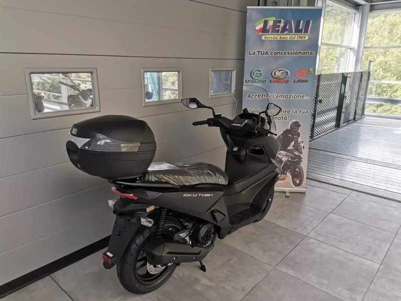 Kymco Skytown 125i (2024 - 26) (11)