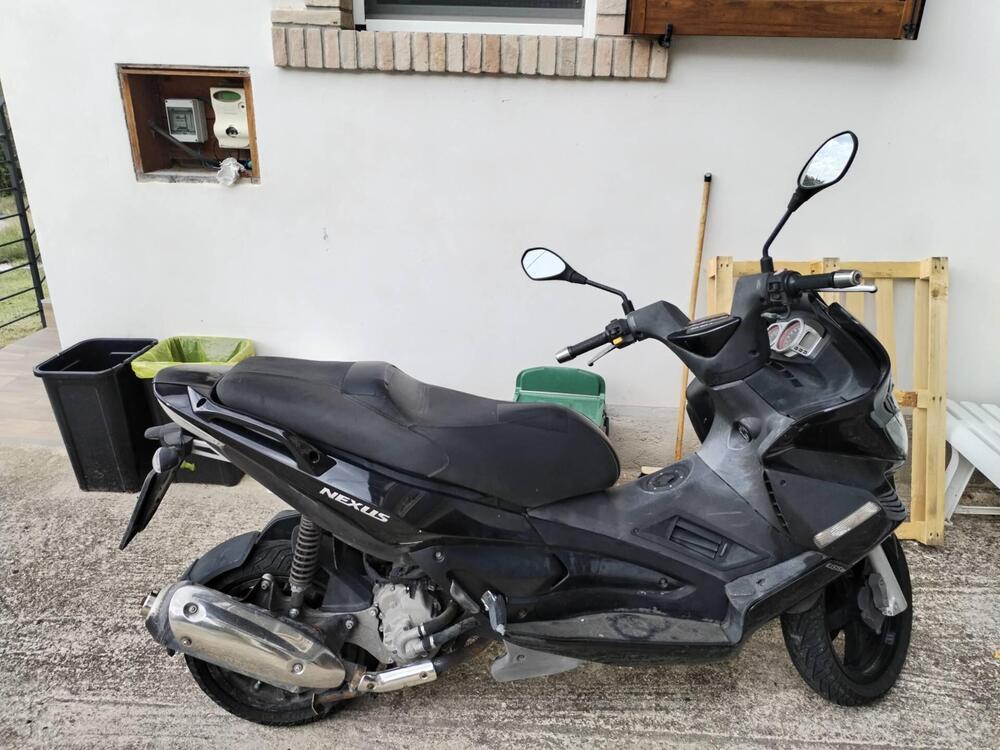 Gilera Nexus 300 (2007 - 13) (5)