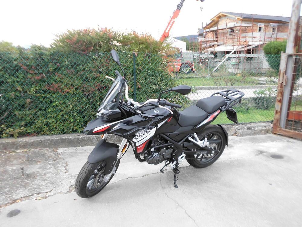 Benelli TRK 251 (2022 - 24) (2)