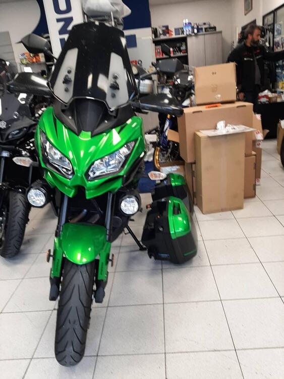 Kawasaki Versys 650 SE (2017) (2)