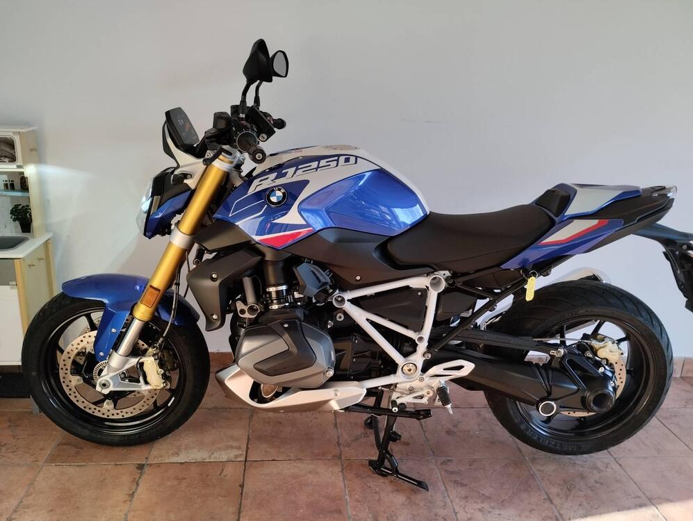 Bmw R 1250 R (2021 - 25) (2)