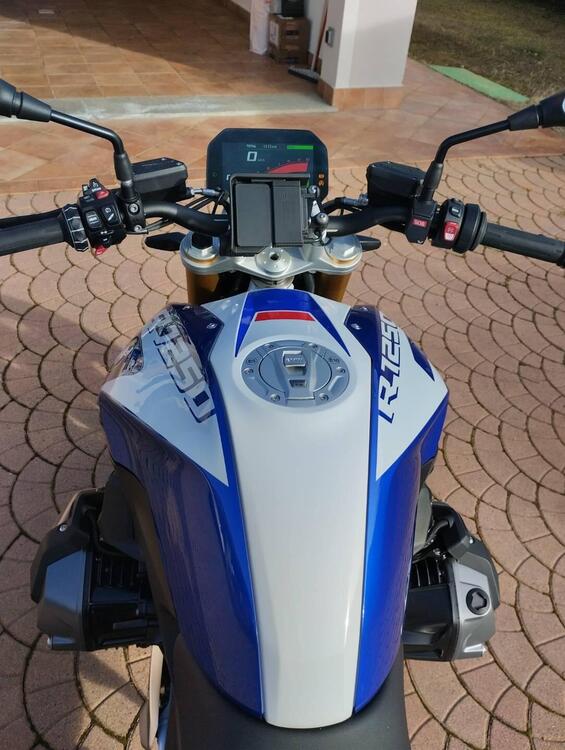 Bmw R 1250 R (2021 - 25) (5)