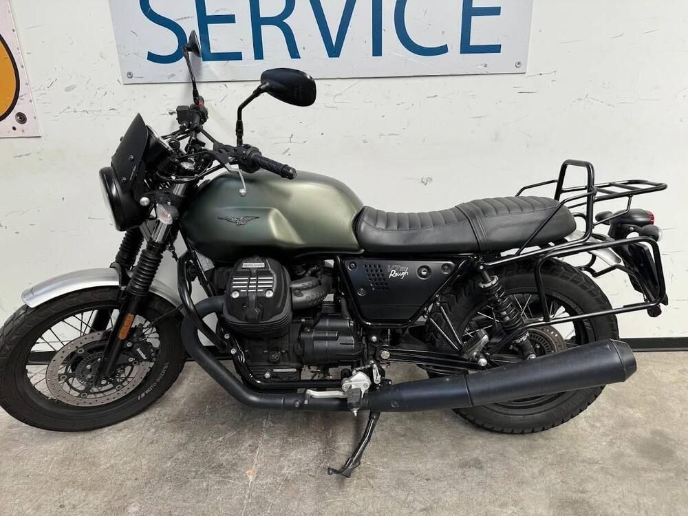 Moto Guzzi V7 III Rough (2018 - 20) (3)