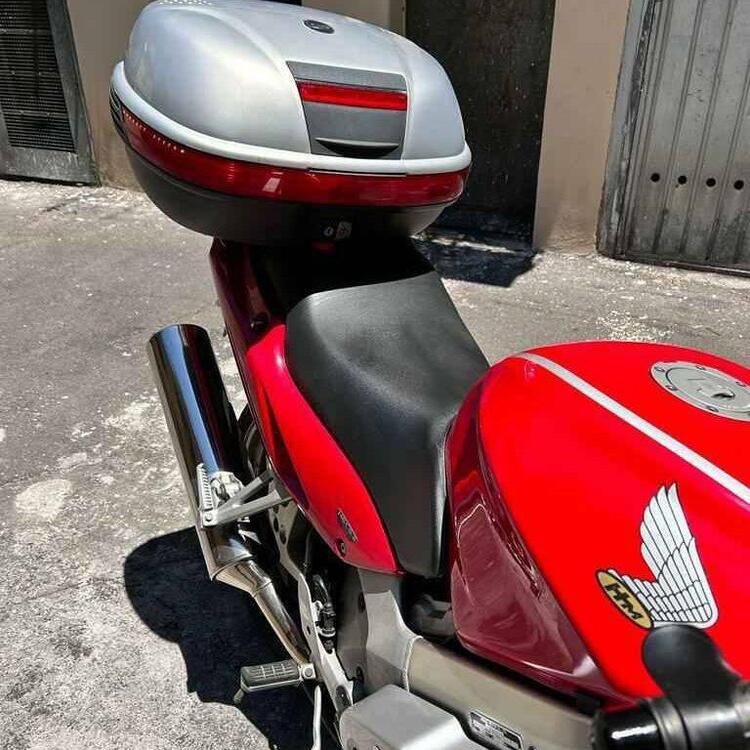 Honda VFR 800 (2)