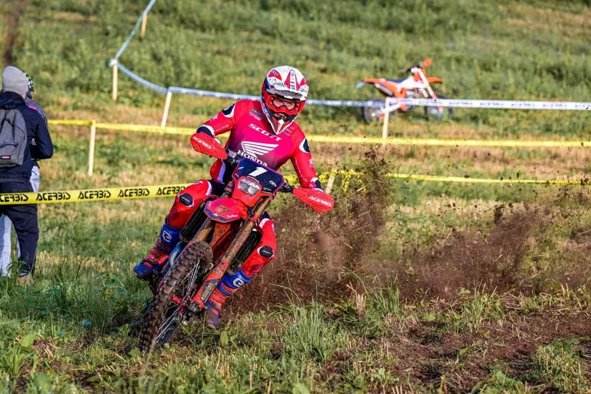 EnduroGP Francia. Grandinata di Campioni a Brioude. Josep Garcia, KTM, è Mondiale EnduroGP (22)